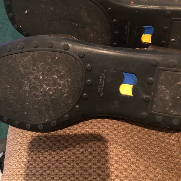 Sandals - Picture 3 of 4